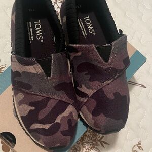 TOMS Kids Sneakers inCamo